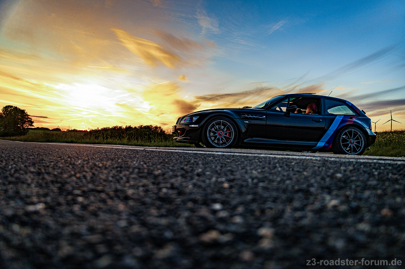 Coupe Im Sonnenuntergang